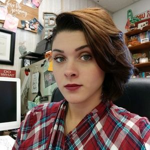 Meet your Posher, Ashley